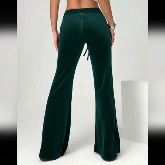 GREEN Velvet High Waisted Flare Elegant Pants For Women - Picture 3 of 5